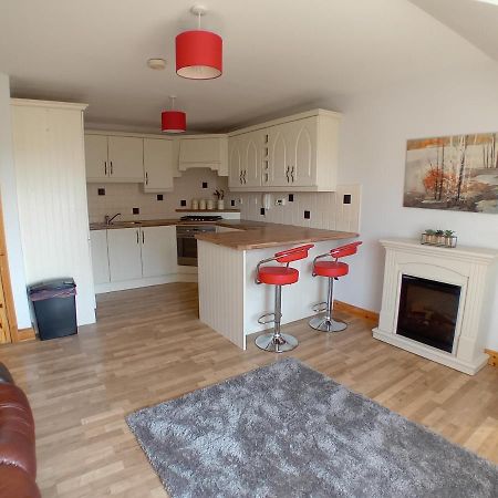 The Red Door Townhouse Apartment Ardara Extérieur photo