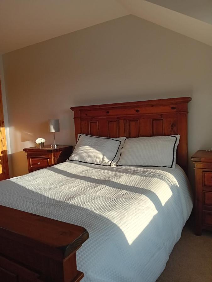 The Red Door Townhouse Apartment Ardara Extérieur photo